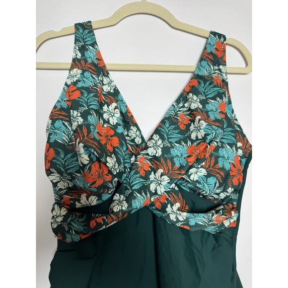 Summer Sunshine Green Floral Maternity One Piece Swimsuit Cross Front Padded NEW - Picture 4 of 6